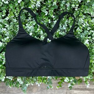 Victoria’s Secret VICTORIA SPORT Black Sports Bra